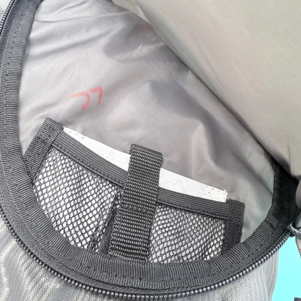 Outdoor Products Hydration Backpack Men OS White Gray Red Hiking Trail Pack 2 L